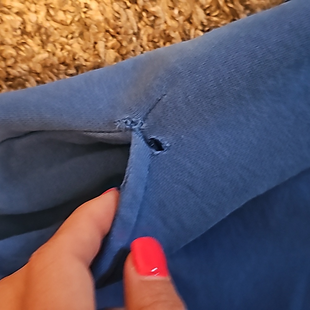 Nike mens medium sweat shorts. Blue and white - Picture 3 of 6